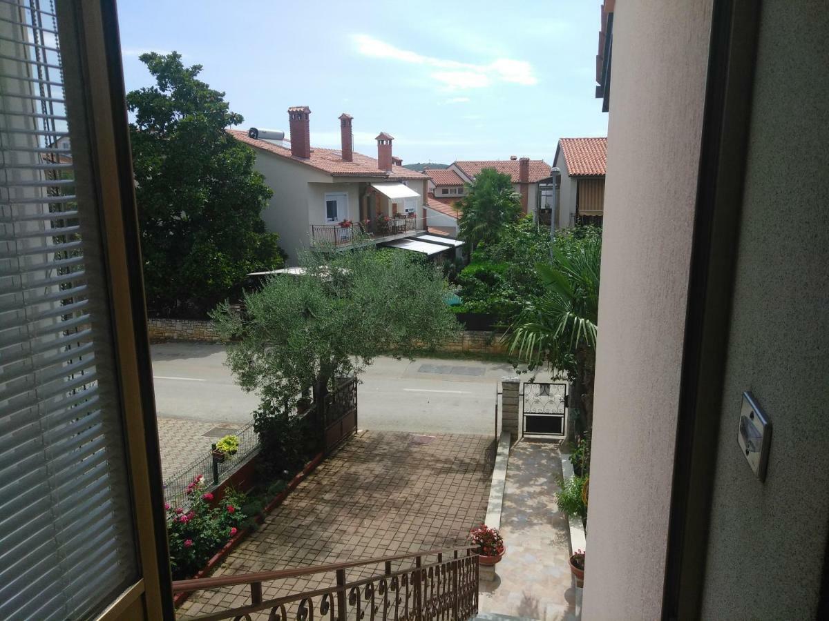Antonio Apartment Rovigno Esterno foto