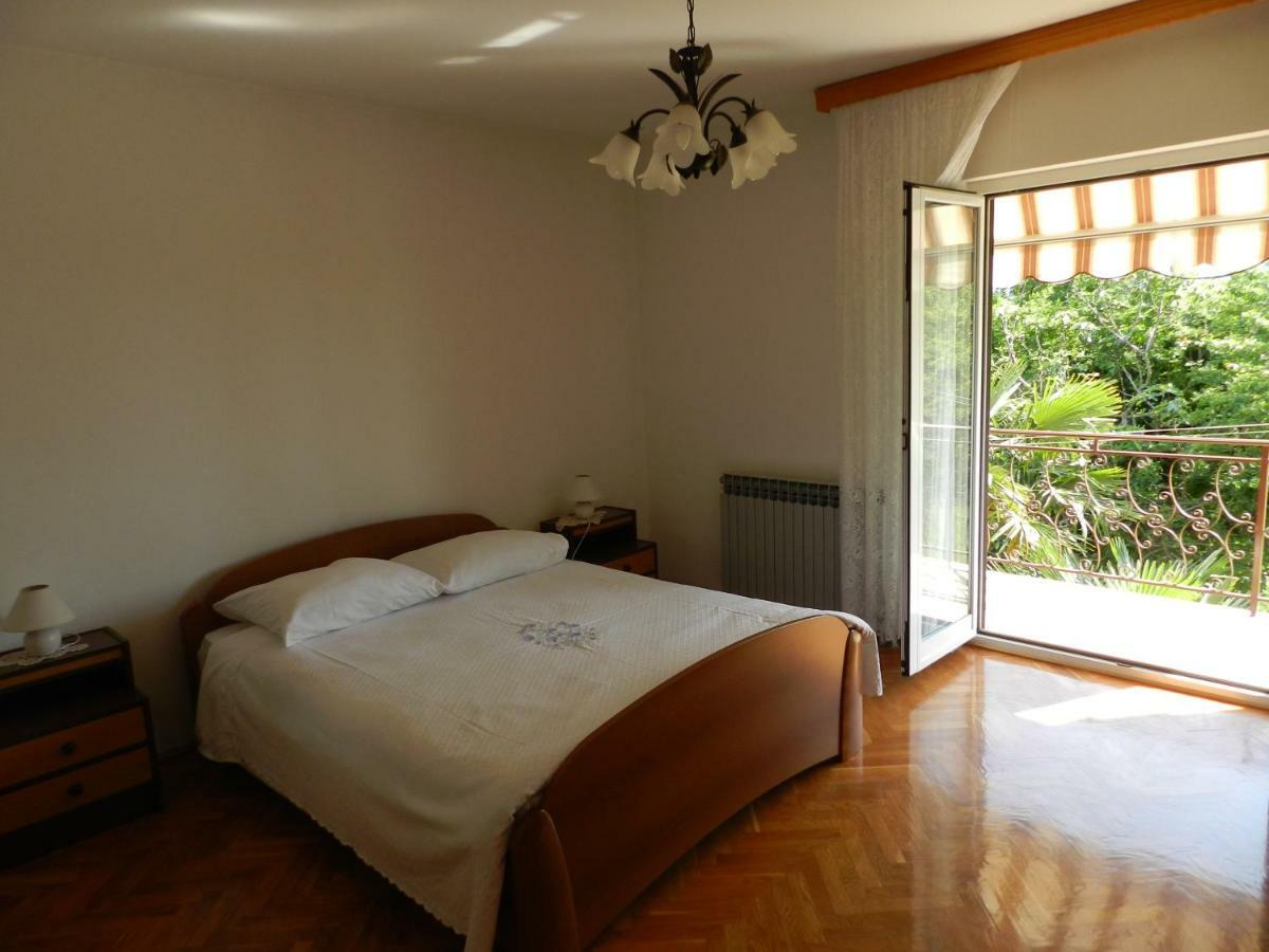 Antonio Apartment Rovigno Esterno foto